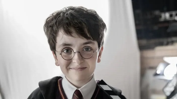 Twój magiczny przewodnik: jak stworzyć strój Harry'ego Pottera krok po kroku