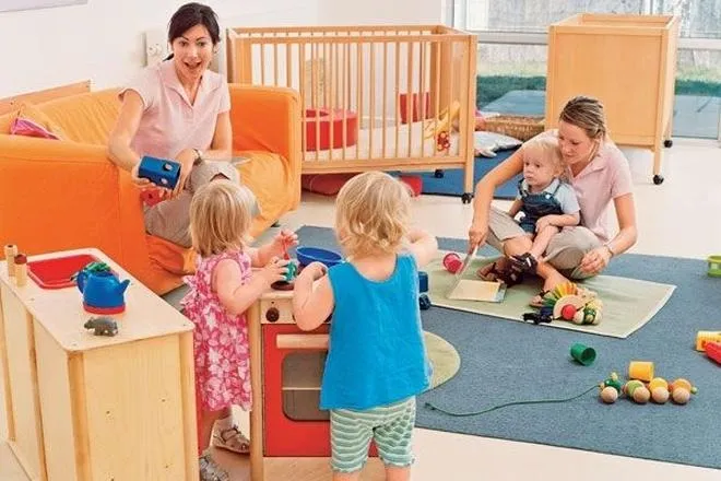 Żłobek od kiedy: poznaj, w jakim wieku możesz zapisać dziecko