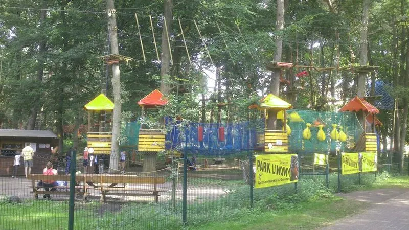 Park linowy gibon